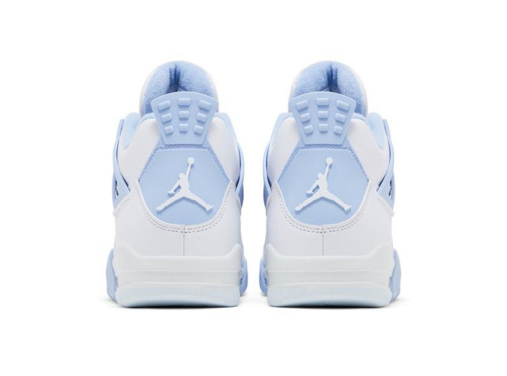 Air Jordan 4 Retro “University Blue” (White/Carolina Blue)